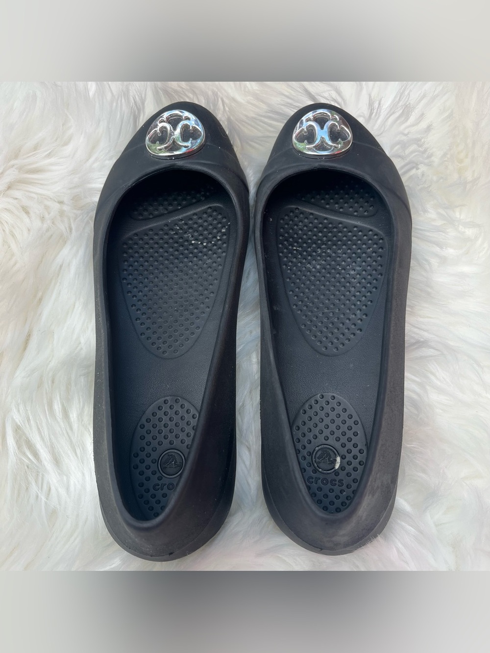 Crocs “Gianna” Disc Ballet Flats - Picture 10 of 13